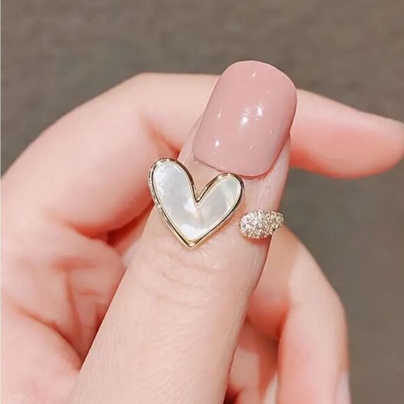 Delicate Enamel Heart-Shaped  Gold Plate Adjustable Ring - Picture 4 of 8